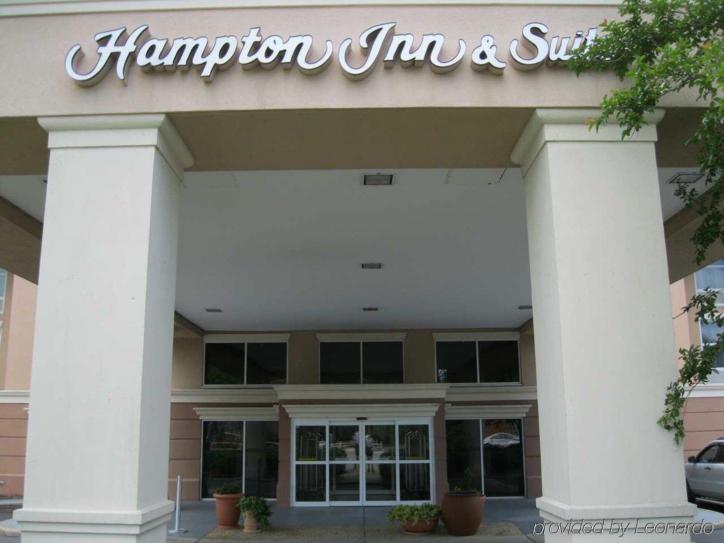 Hampton Inn & Suites Williamsburg-Richmond Road Exterior photo